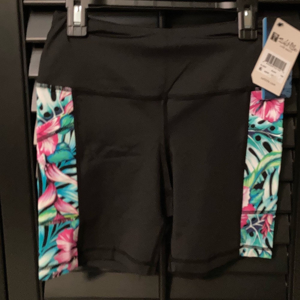 Salt Life UVAPOR Performance shorts